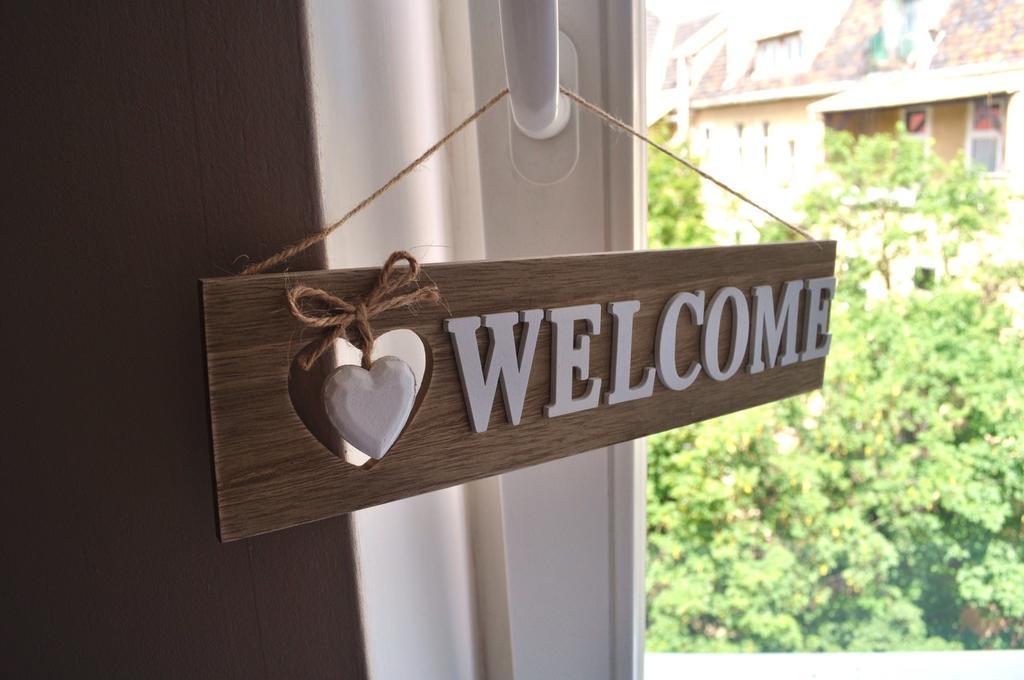 פוזנן Happy House Hostel מראה חיצוני תמונה
